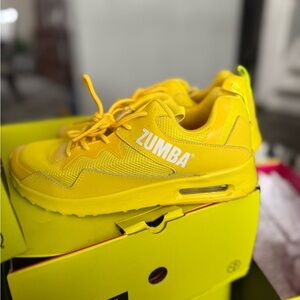 Zumba air LO yellow Sneakers sz 8